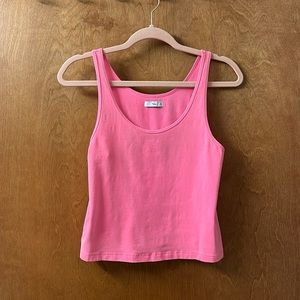 Aritzia Crop Tank